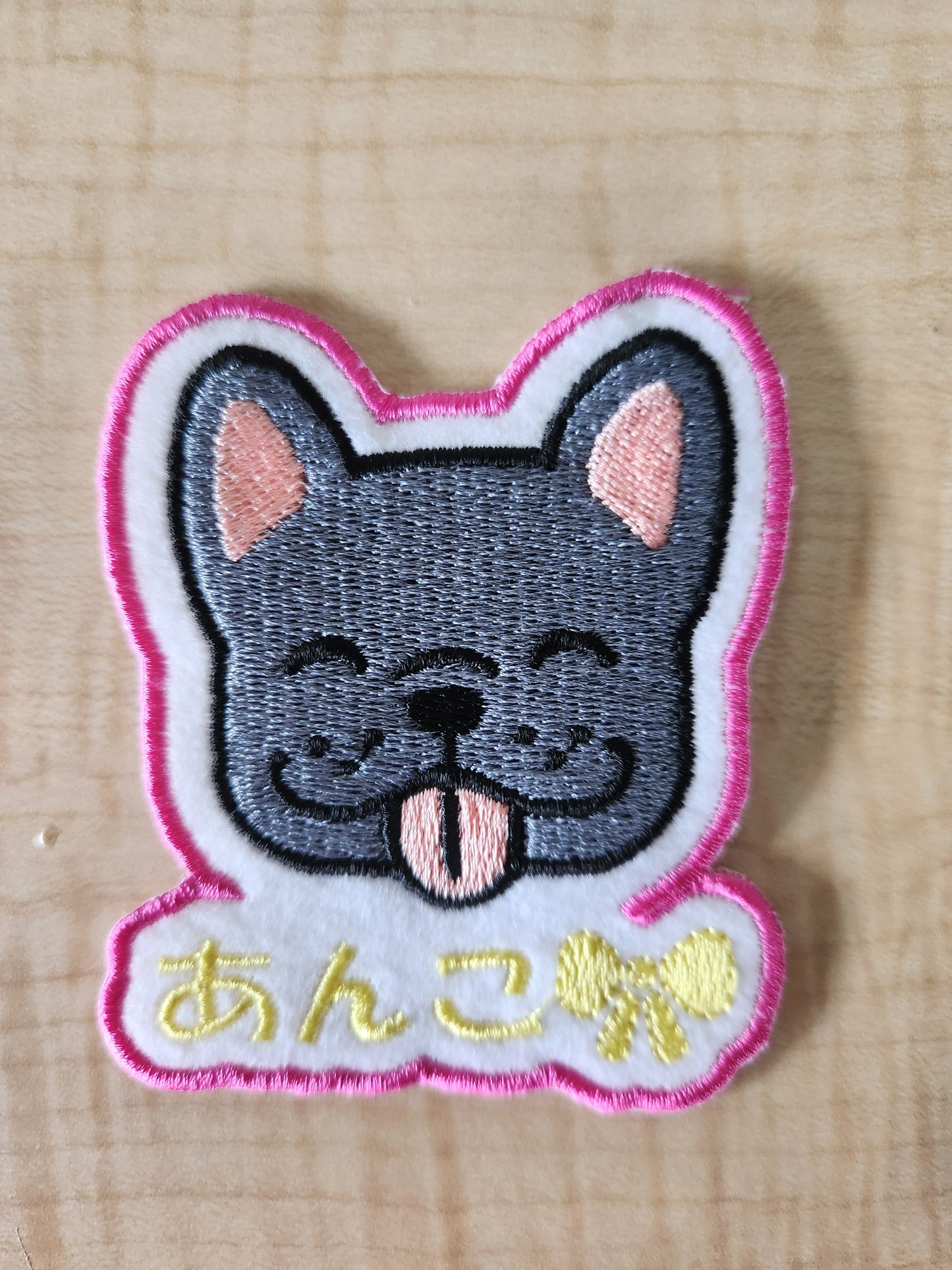 ミシン刺繍でつくったかわいフレブルネームタグ 両面もできます!
