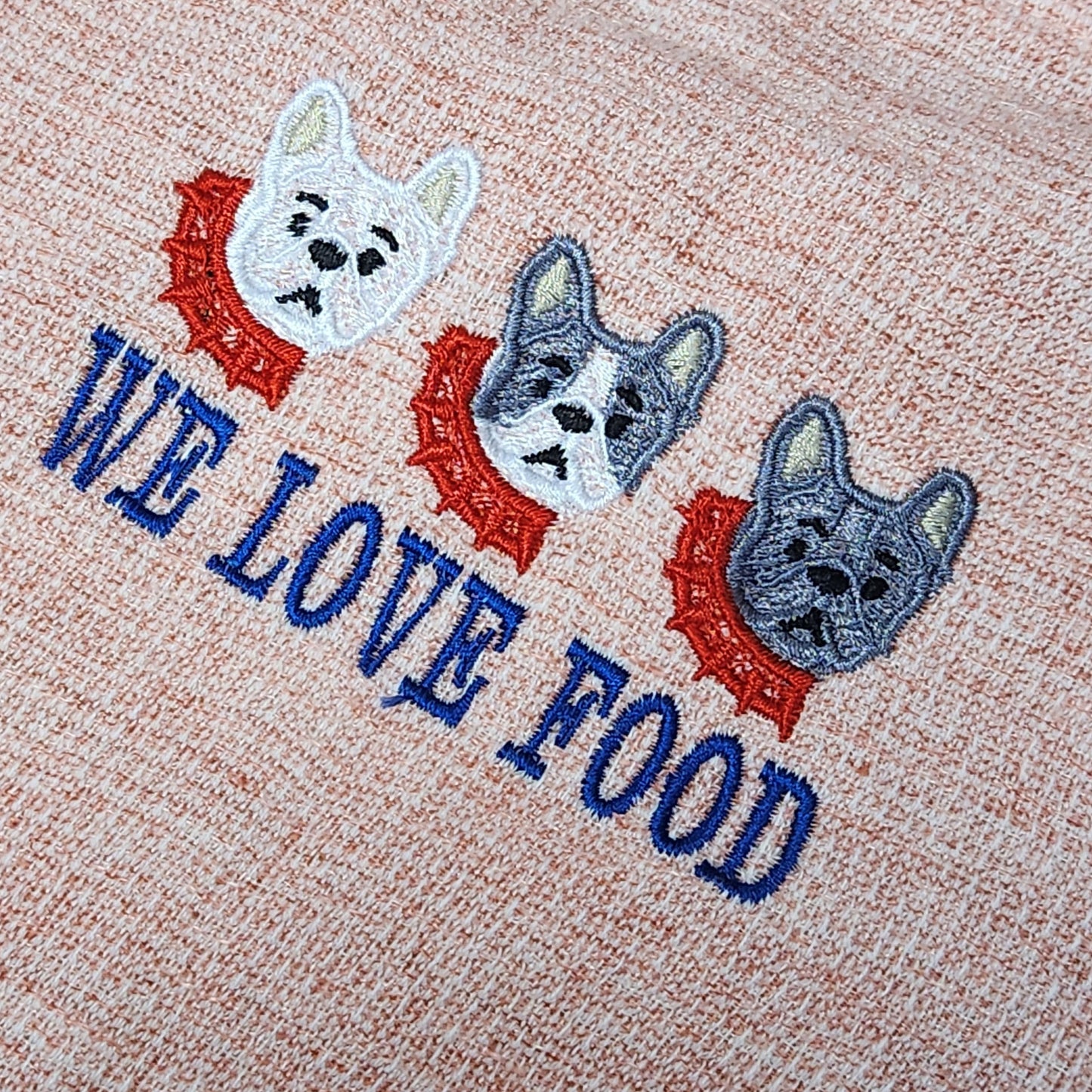 うきうきするフレブル刺繍エプロン