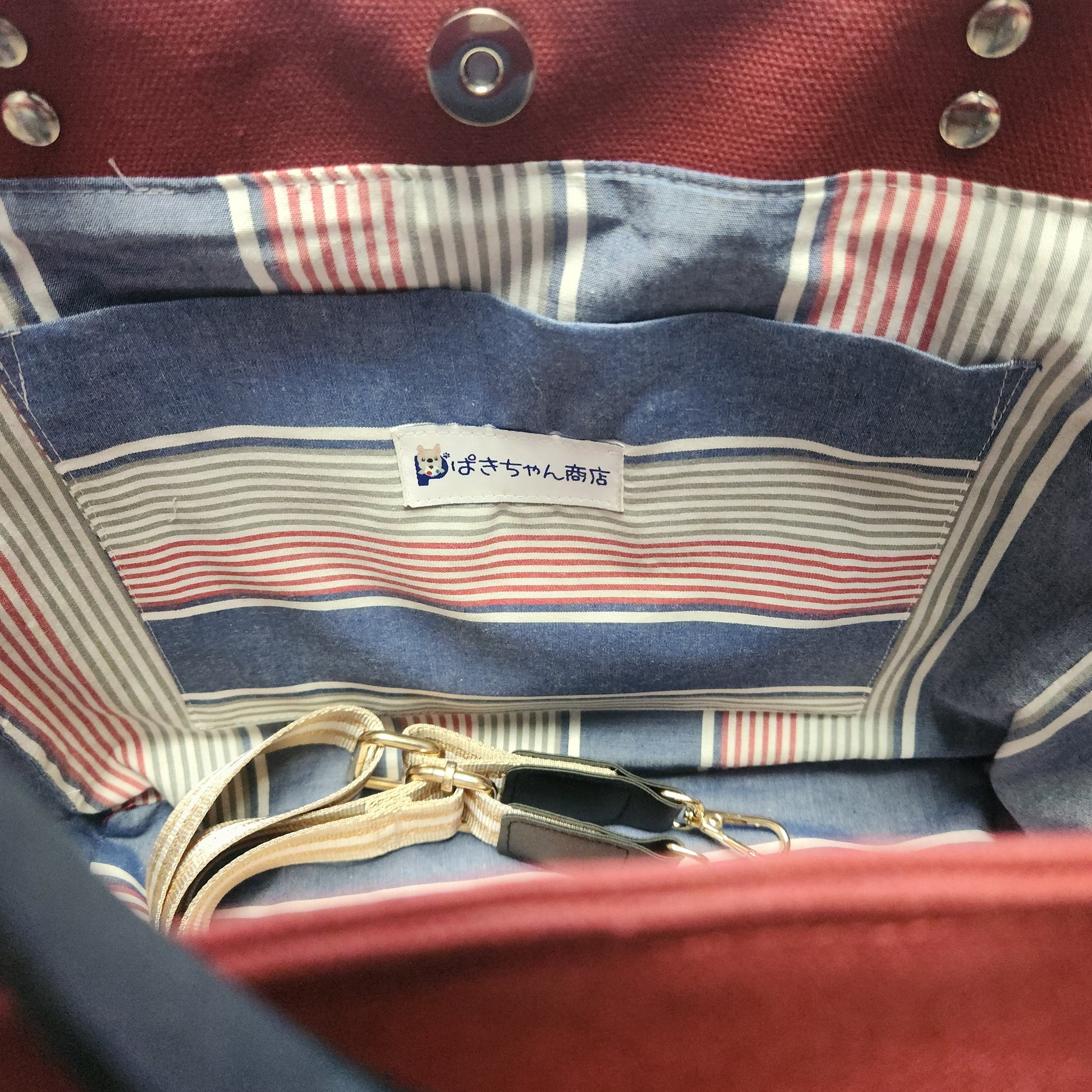 ブヒたちの「いつもありがとう」が聞こえる "Merci Four" tote ストラッププレゼント付き