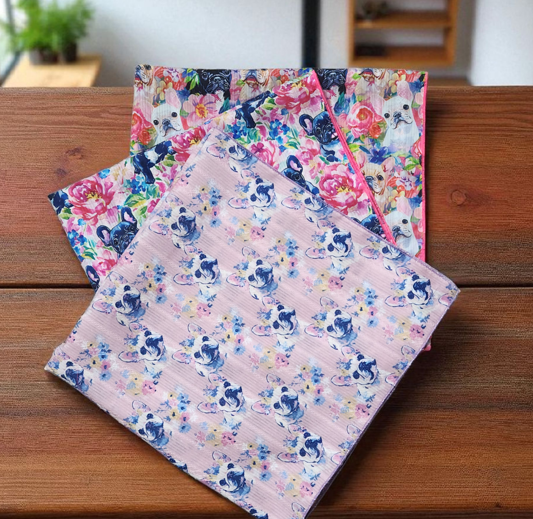 オリジナル生地で作ったコットン100%ハンカチ Cute Frenchie hanky made from 100% cotton with original print