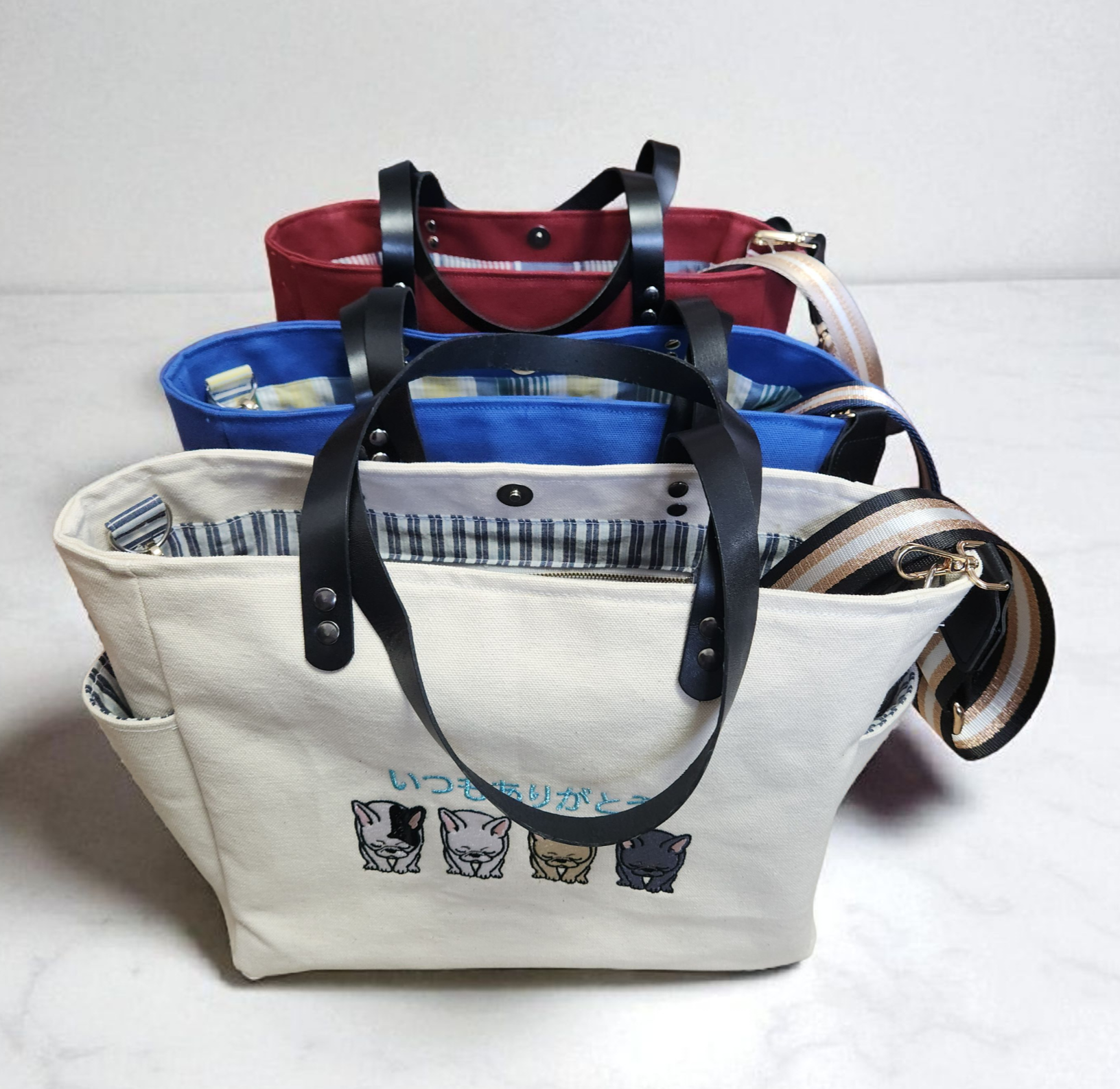 ブヒたちの「いつもありがとう」が聞こえる "Merci Four" tote ストラッププレゼント付き
