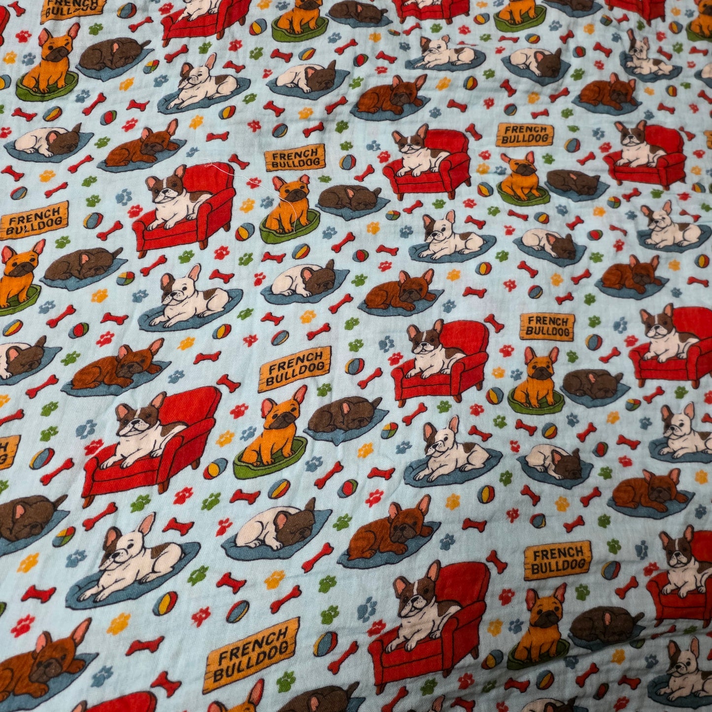 おくるみとして、ひざ掛けとして、カフェマット等用途は色々