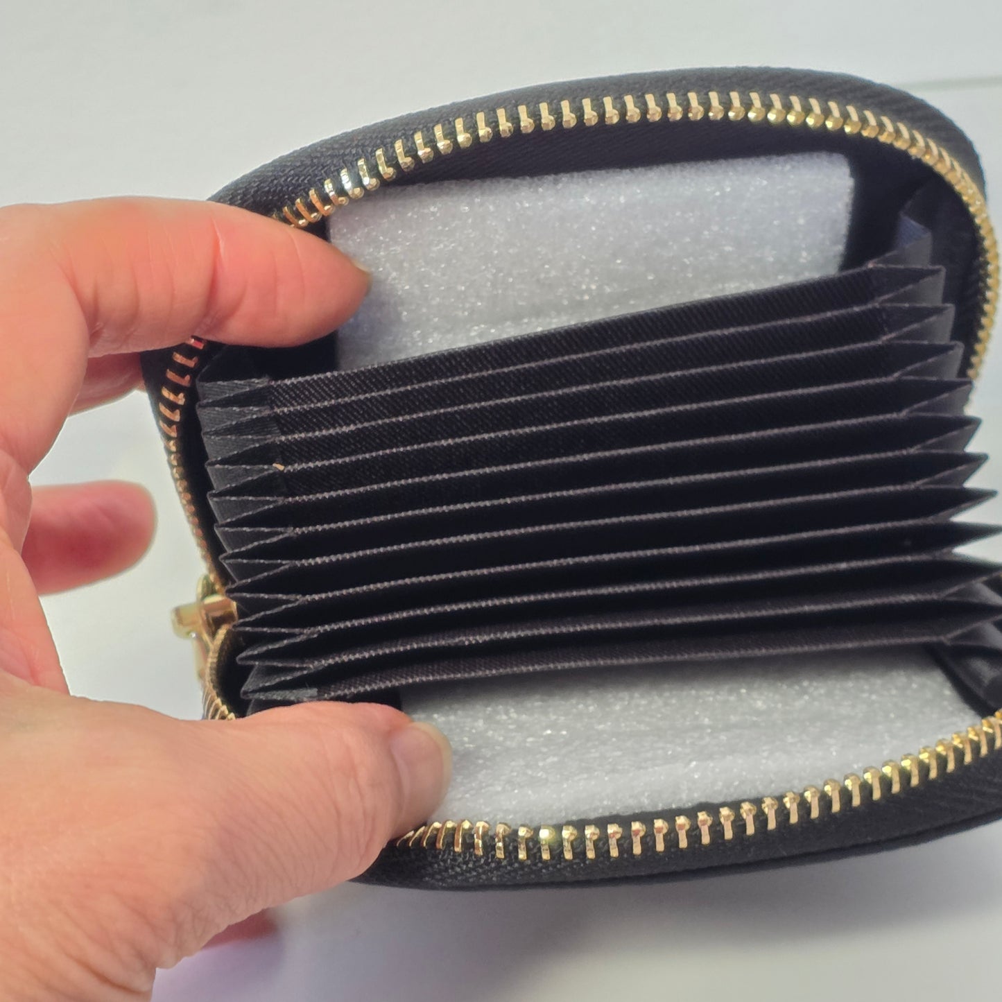 きょとんのお顔がかわいいカードケース