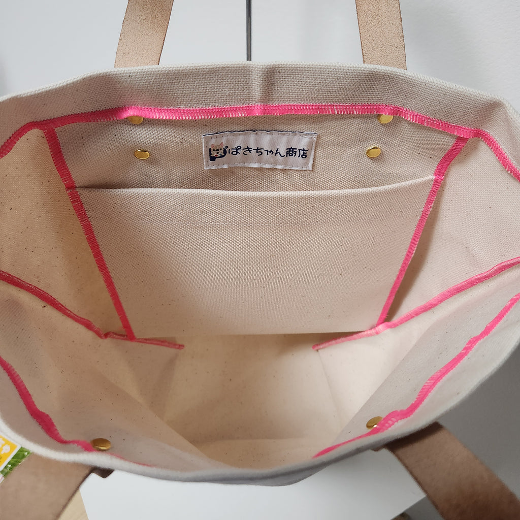 フレンチブルドッグ刺繍入り、厚手日本製帆布のトートバッグ