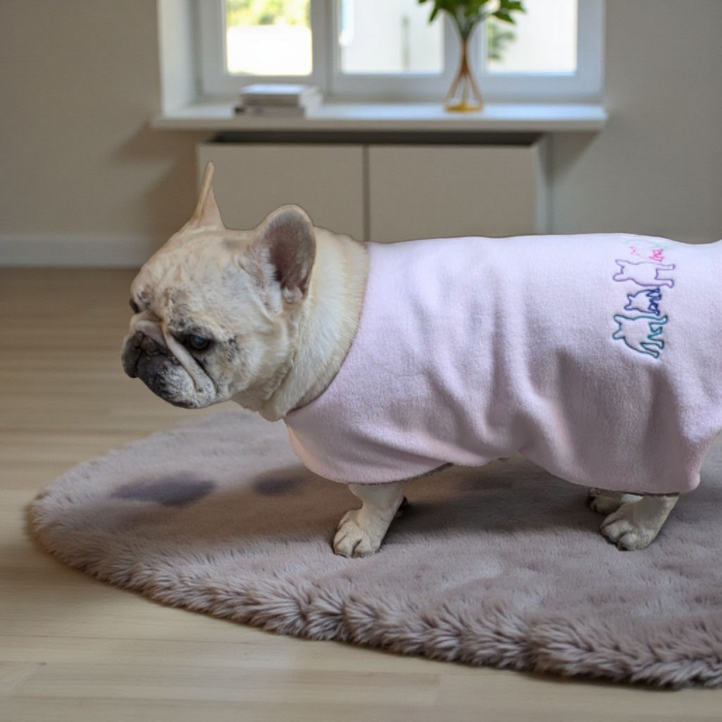 着脱簡単、締め付けない、脱げない超あったかハウスコート™