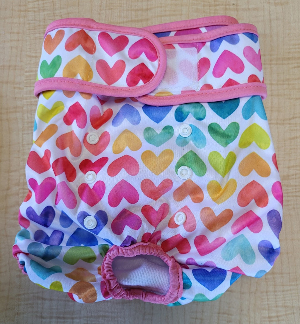 女の子用の布おむつ、サニタリーパンツ、おむつカバー　