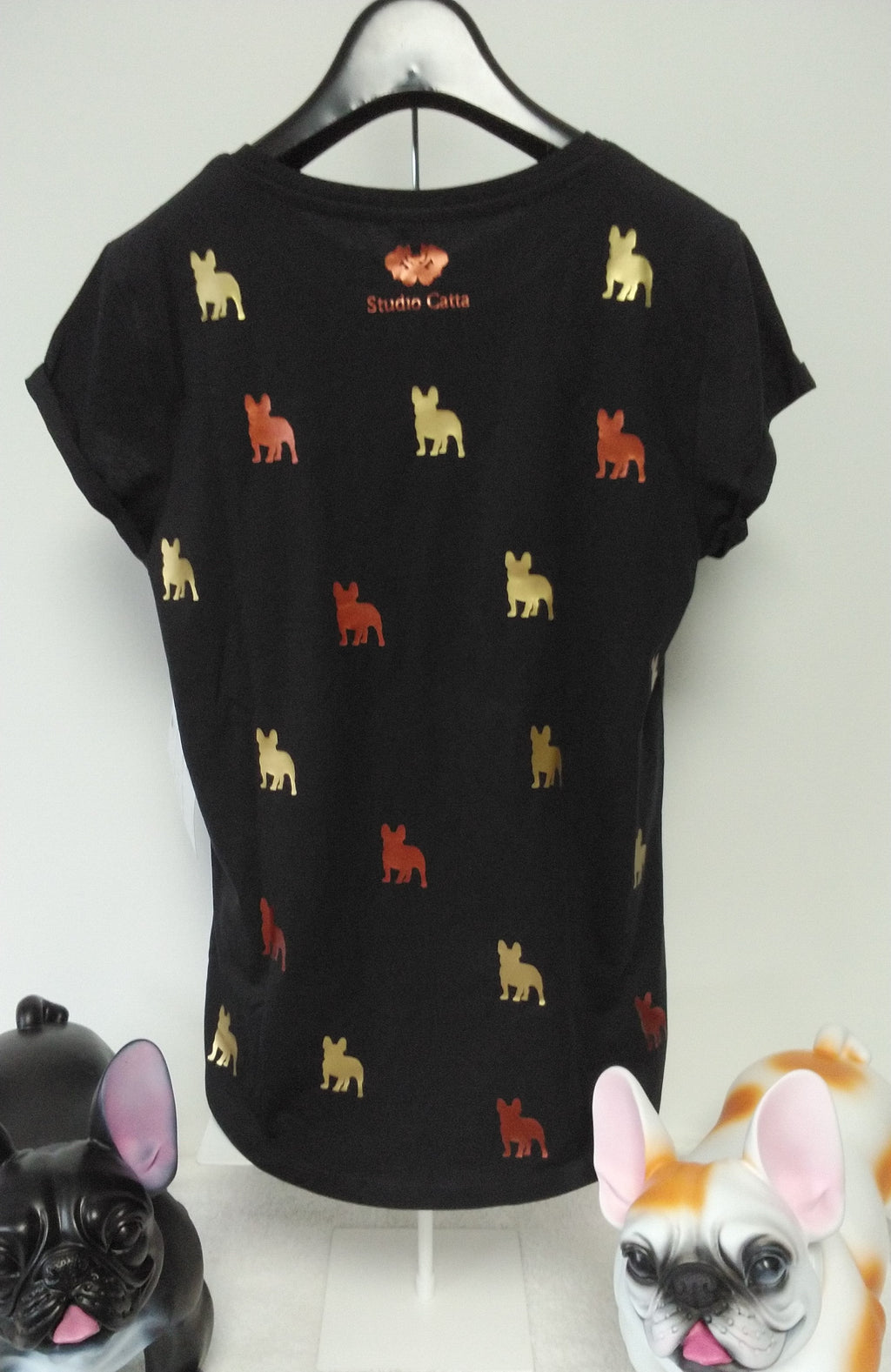 オランダから届いたフレブル総柄オーガニックTシャツ