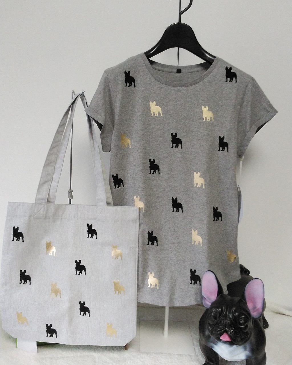 オランダから届いたフレブル総柄オーガニックTシャツ
