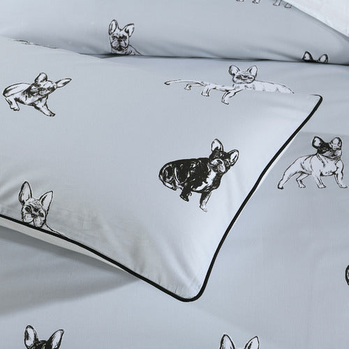 Duvet cover and pillowcase set with a nice fluffy pattern